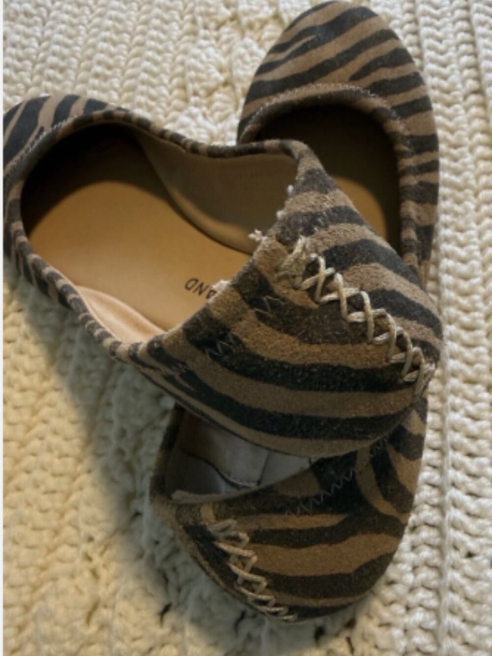 Lucky Brand Women's Animal Print Suede Slip-On Ballet Flats Round Toe 6